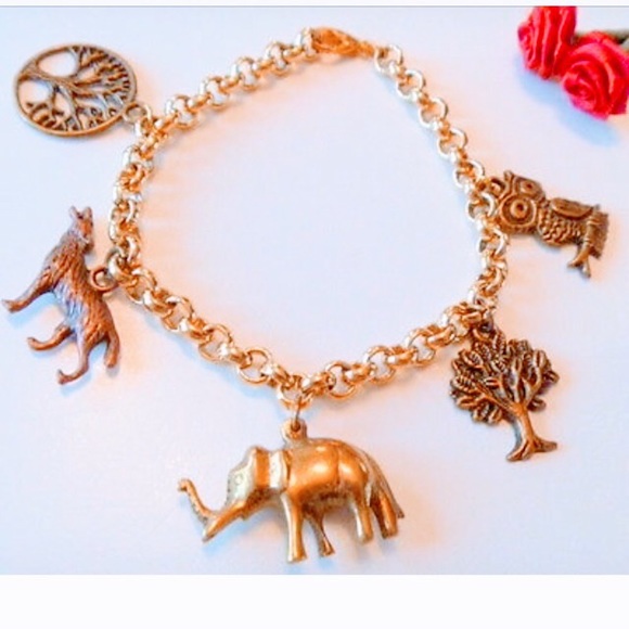 Elephant and other animals gold Charm bracelet - Picture 1 of 2